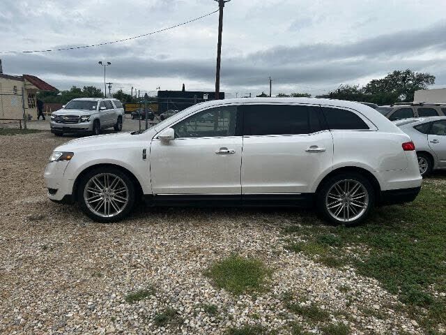 2014 LINCOLN MKT