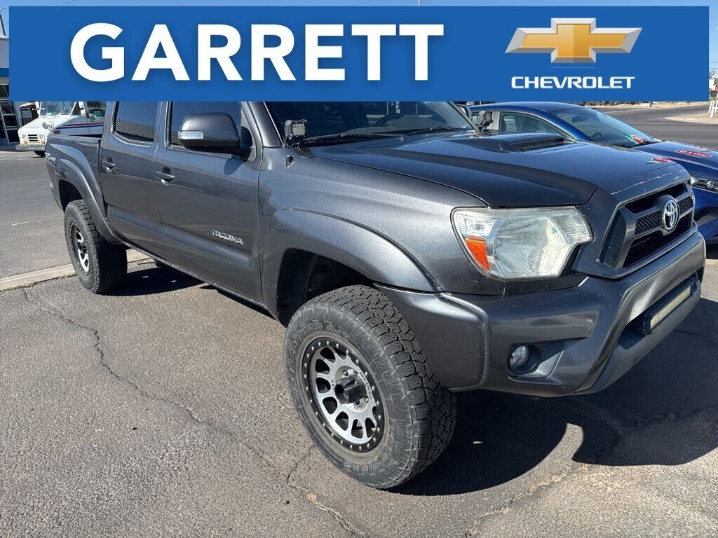 2015 TOYOTA Tacoma