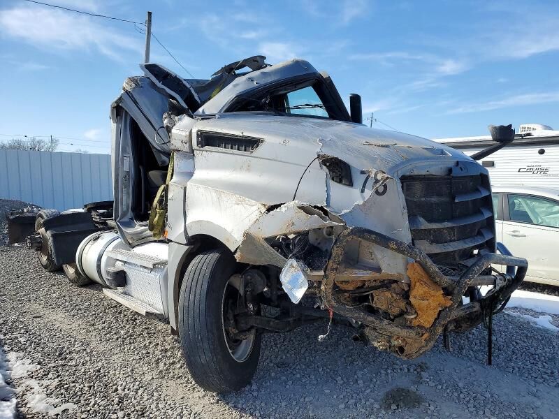 2023 FREIGHTLINER Cascadia