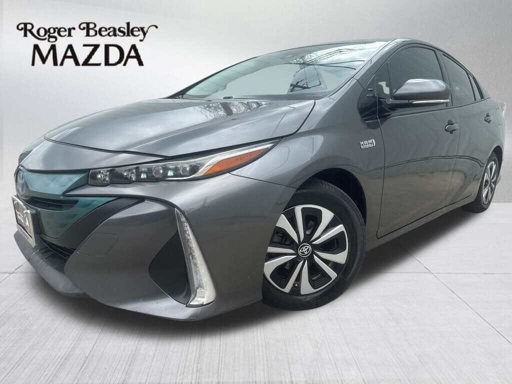 2017 TOYOTA Prius