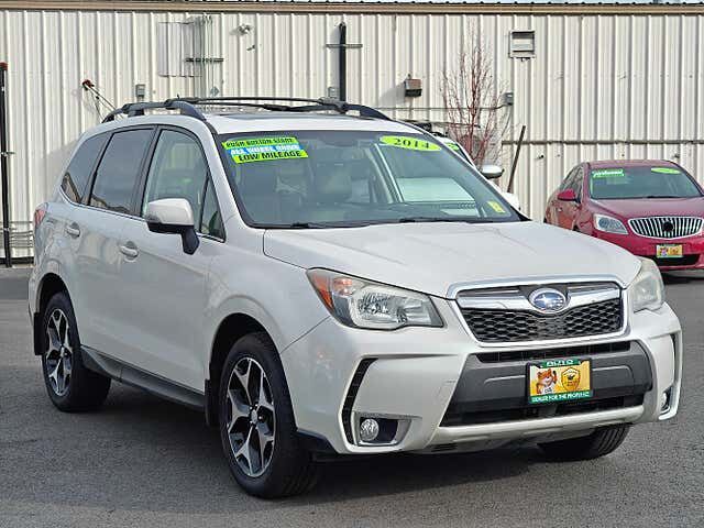 2014 SUBARU Forester