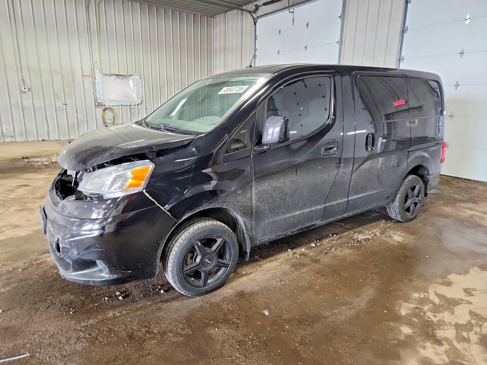 2015 NISSAN NV200
