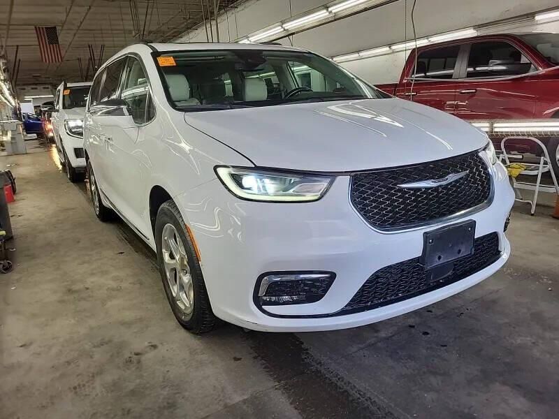 2021 CHRYSLER Pacifica
