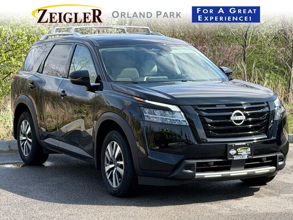 2024 NISSAN Pathfinder