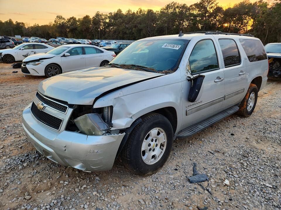 2011 CHEVROLET Suburban