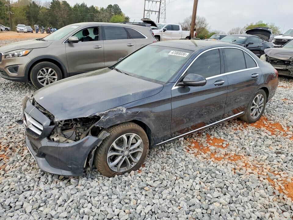 2016 MERCEDES-BENZ C-Class
