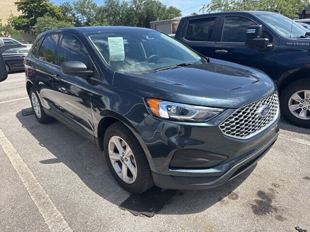 2023 FORD Edge
