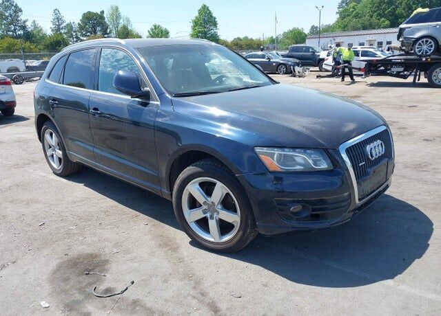 2011 AUDI Q5