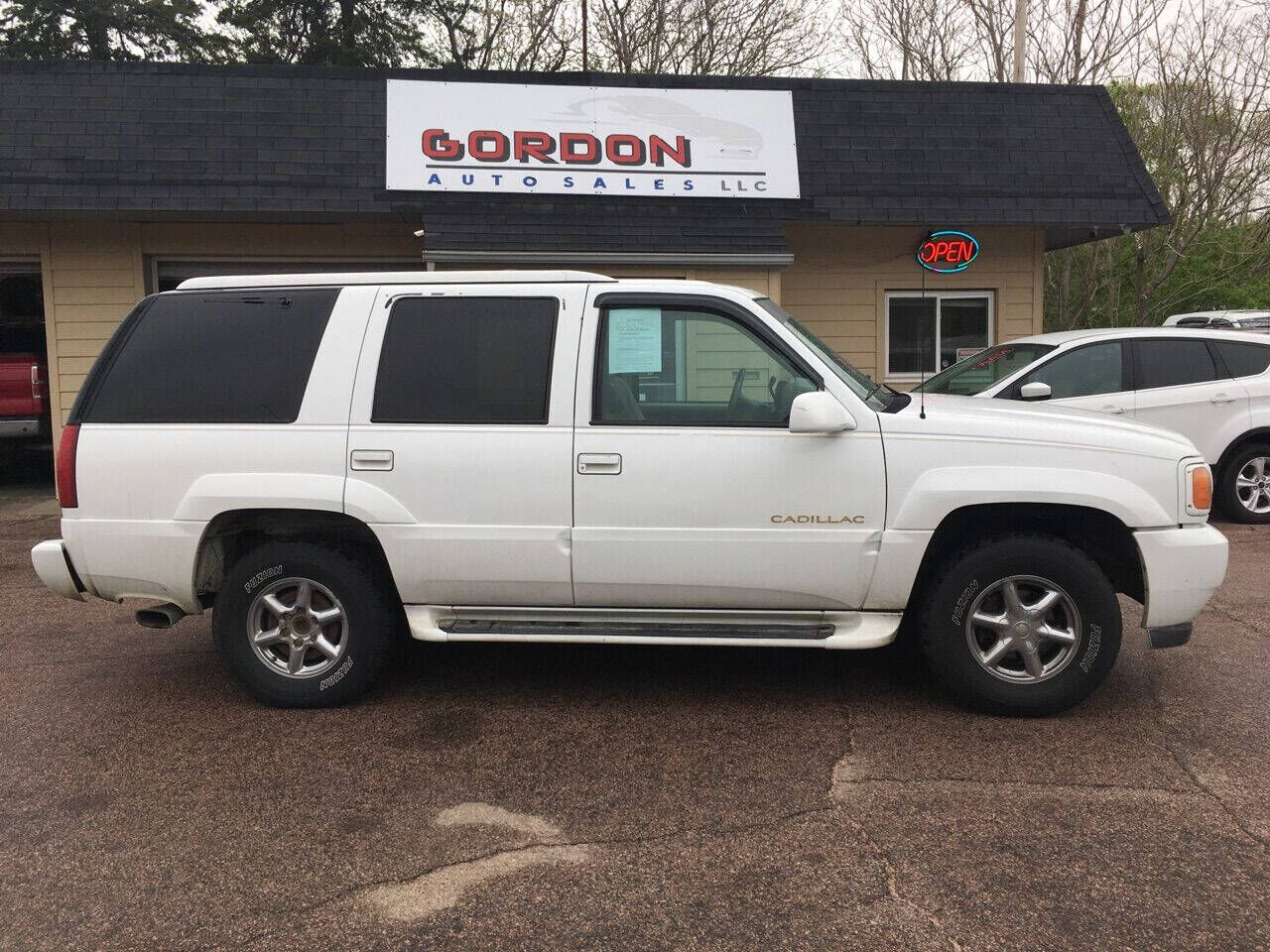 2000 CADILLAC Escalade