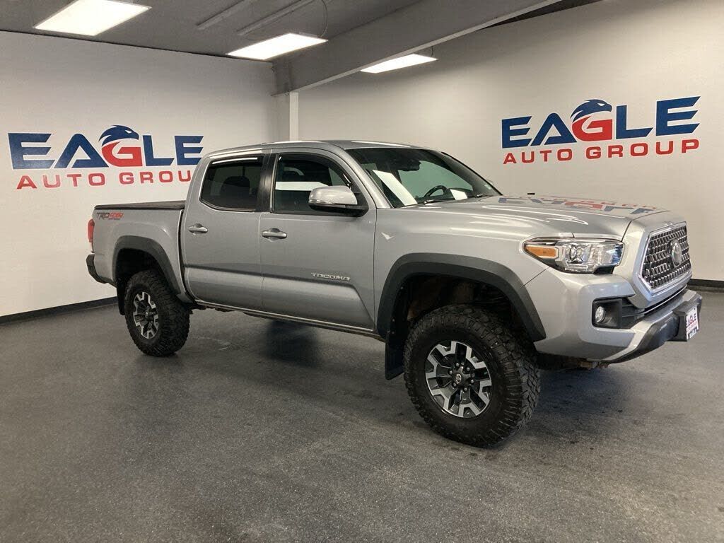 2019 TOYOTA Tacoma
