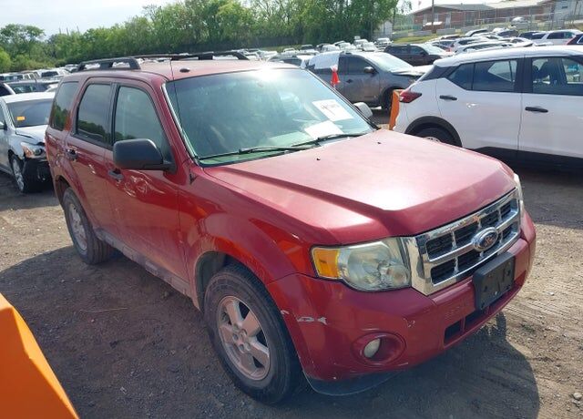 2010 FORD Escape