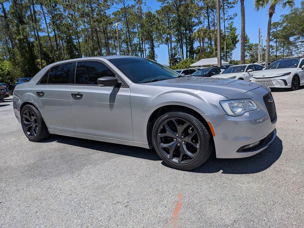 2015 CHRYSLER 300