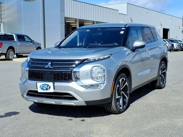 2024 MITSUBISHI Outlander
