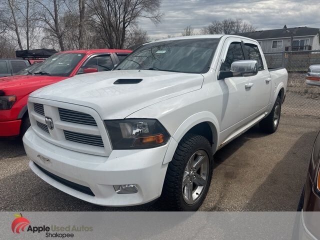 2011 DODGE Ram
