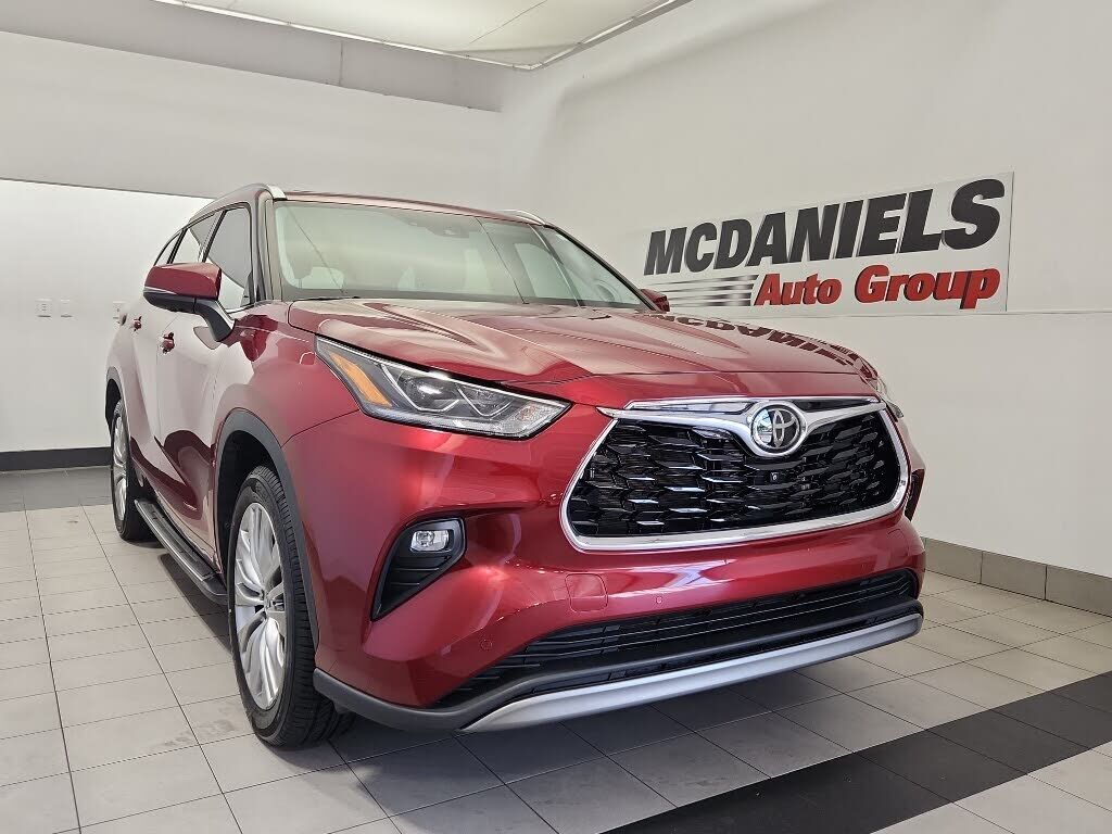 2023 TOYOTA Highlander