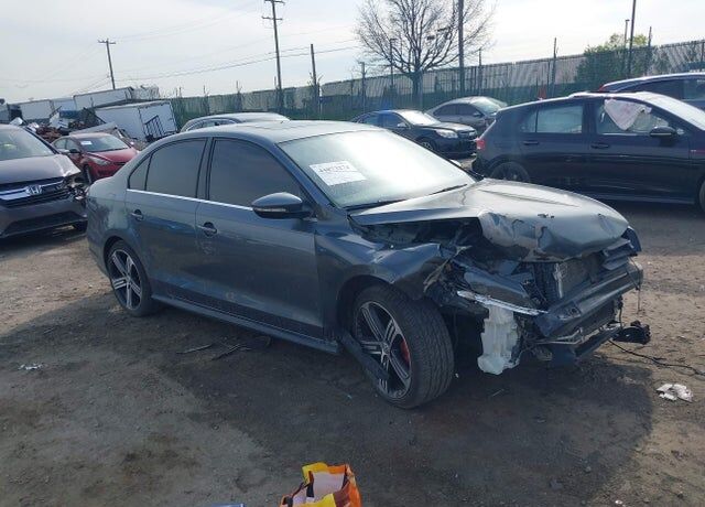 2016 VOLKSWAGEN Jetta