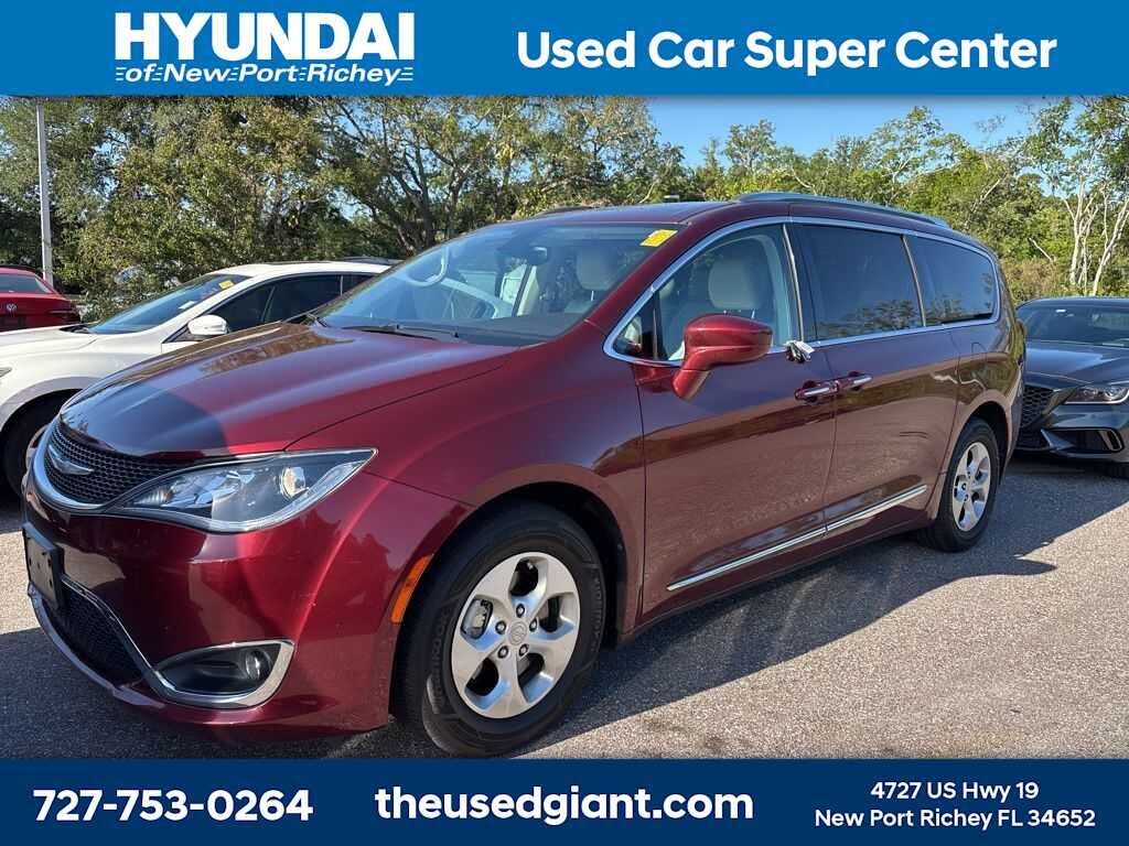 2017 CHRYSLER Pacifica