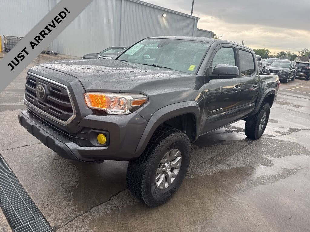 2019 TOYOTA Tacoma