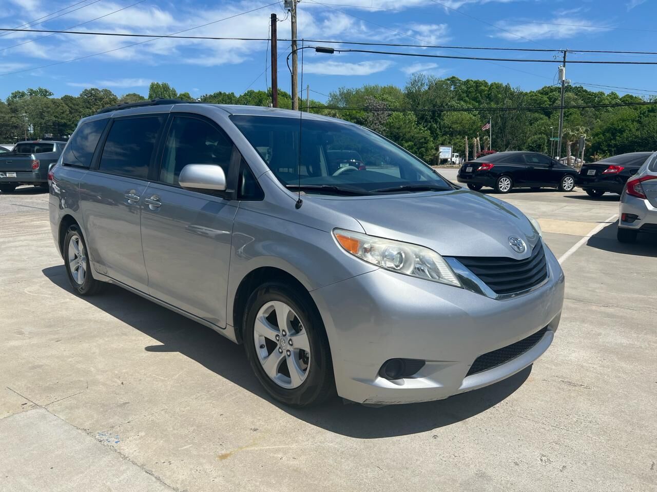 2012 TOYOTA Sienna