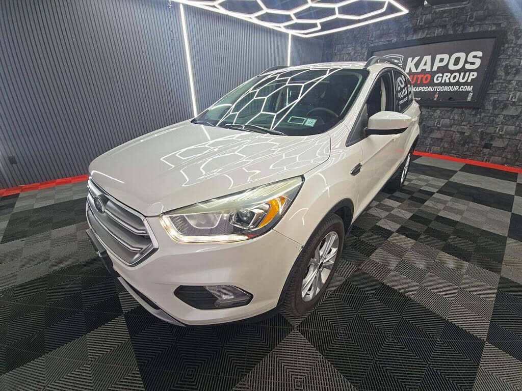 2017 FORD Escape