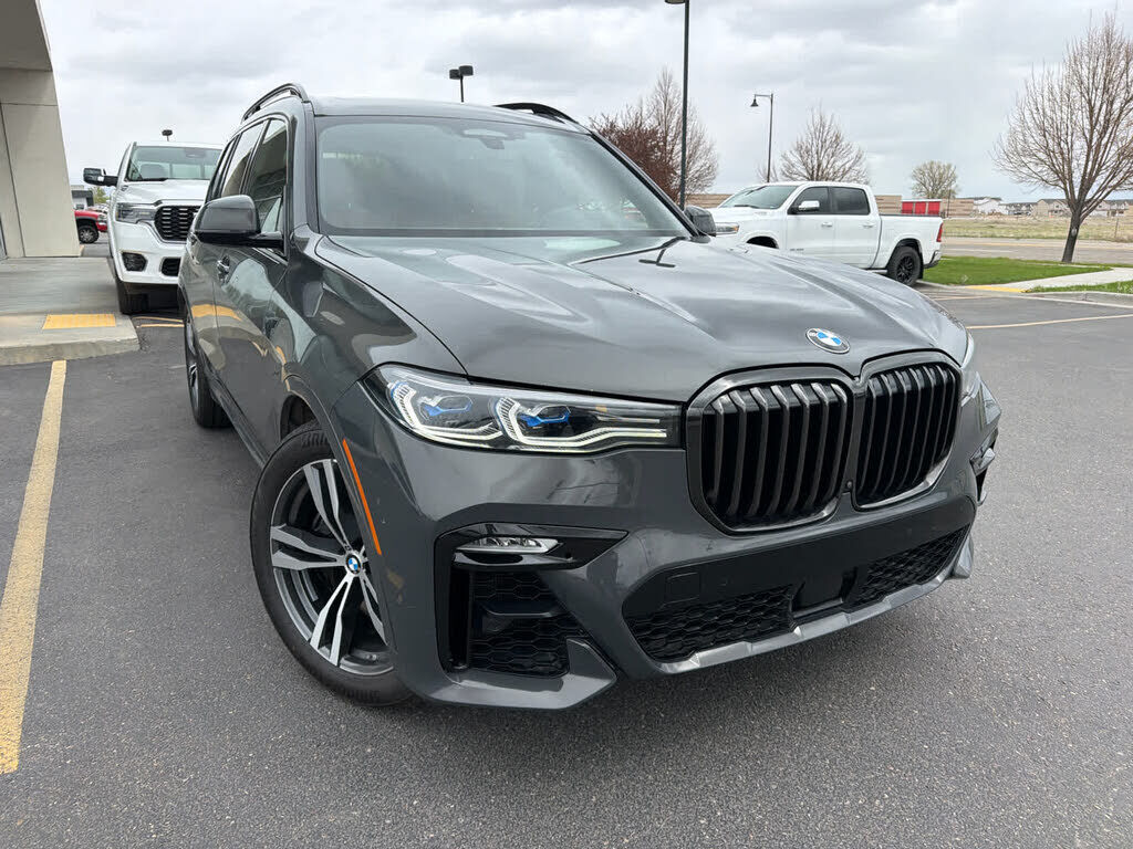 2022 BMW X7