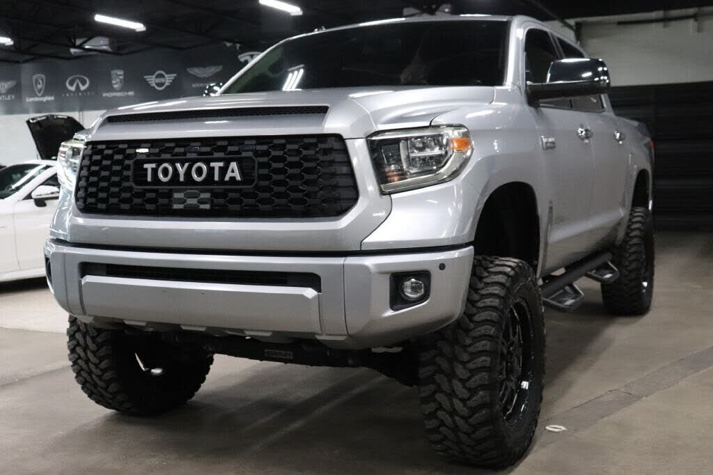 2019 TOYOTA Tundra