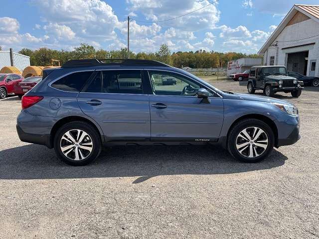 2018 SUBARU Outback