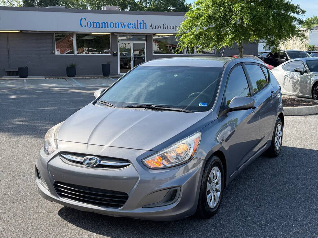 2017 HYUNDAI Accent