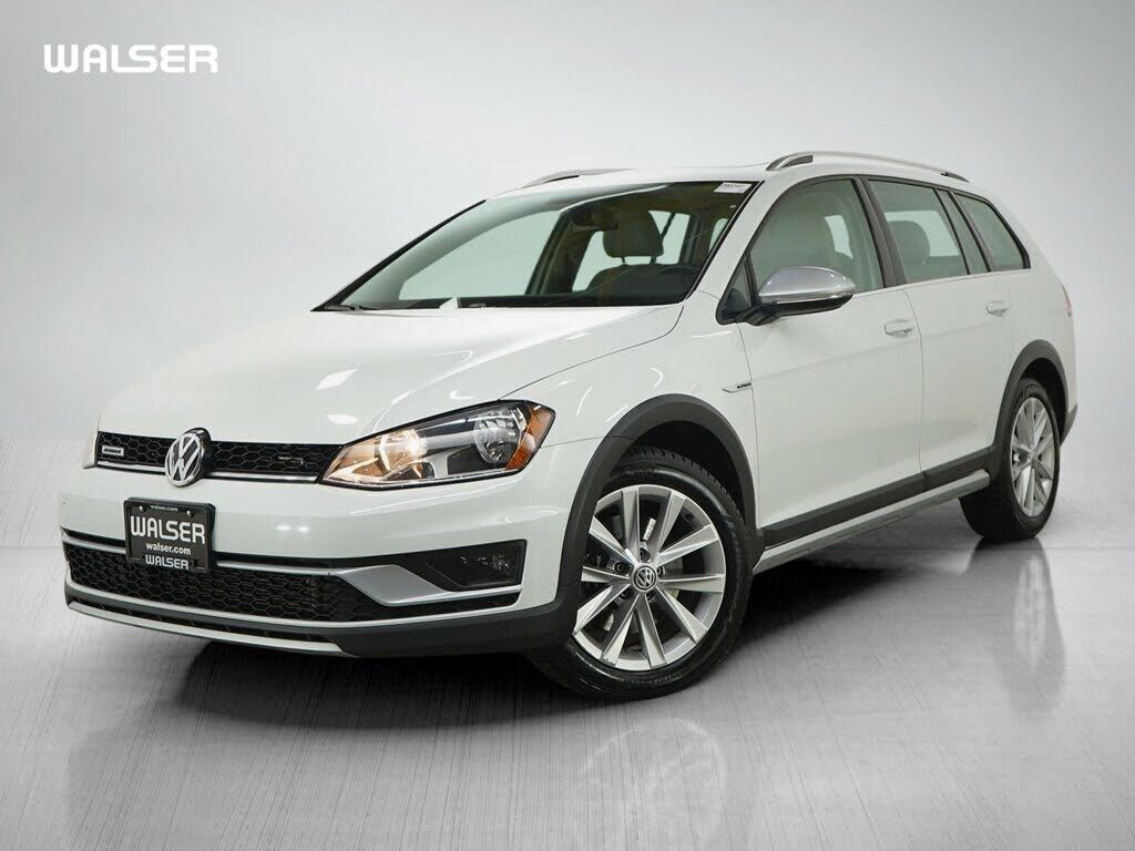 2017 VOLKSWAGEN Golf Alltrack