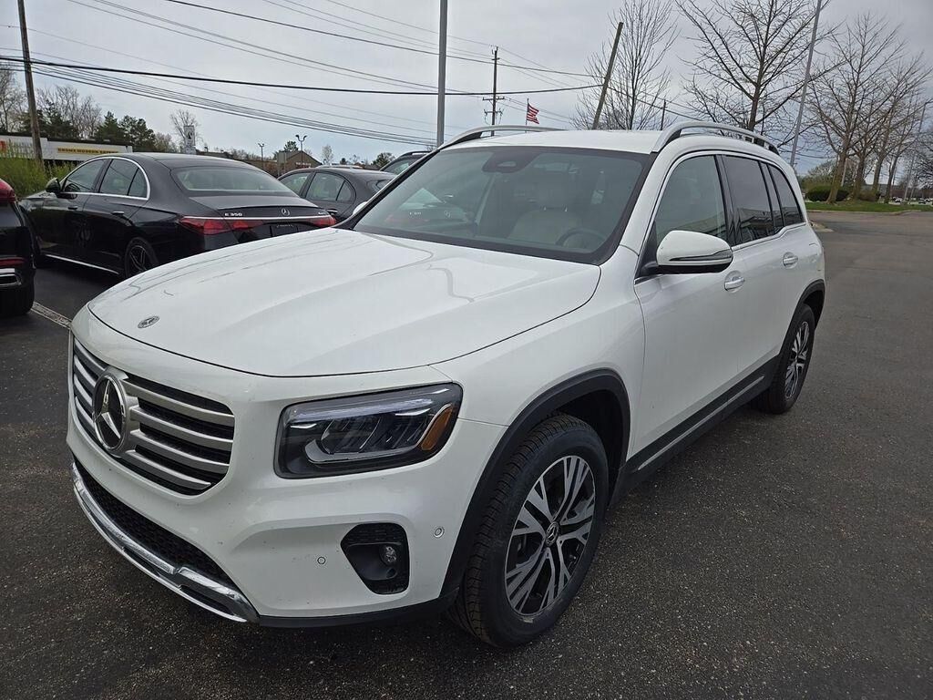 2025 MERCEDES-BENZ GLB-Class