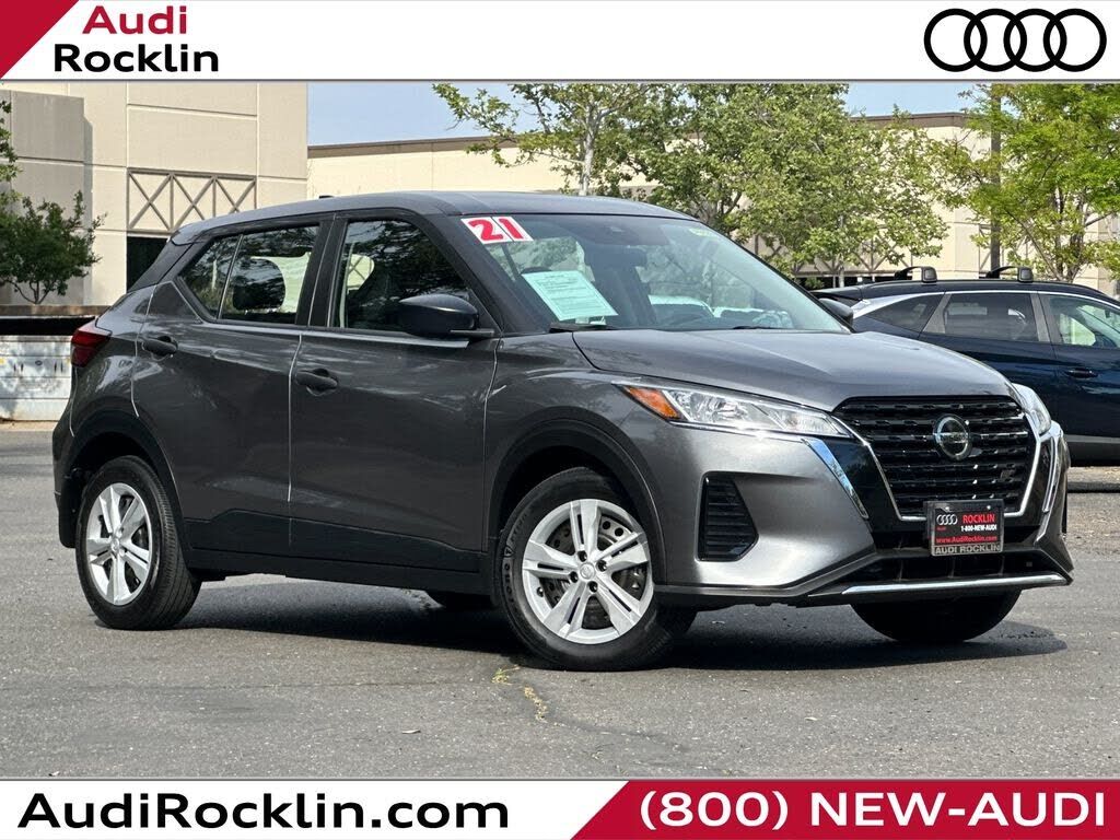 2021 NISSAN Kicks