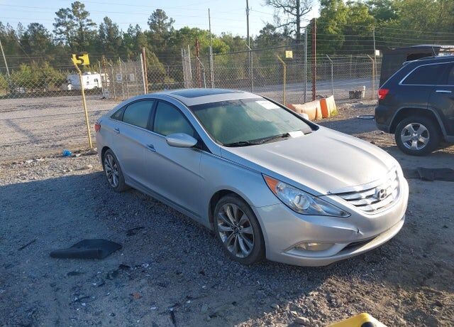2011 HYUNDAI Sonata