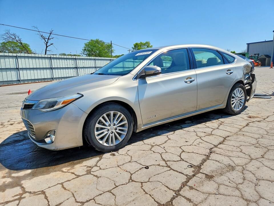 2015 TOYOTA Avalon