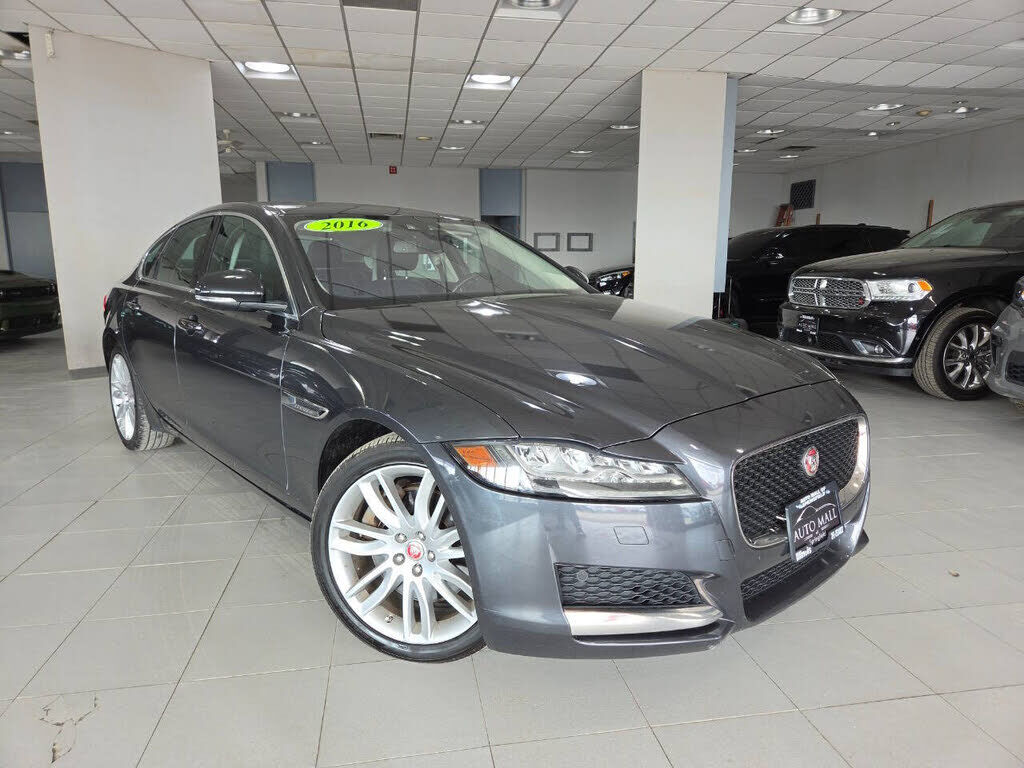 2016 JAGUAR XF