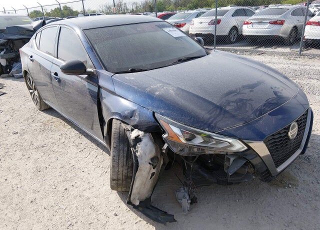 2022 NISSAN Altima
