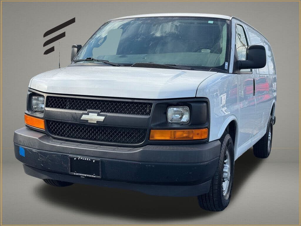 2017 CHEVROLET Express