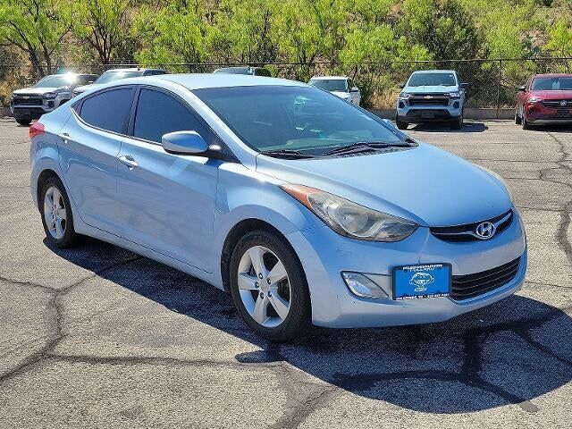2012 HYUNDAI Elantra