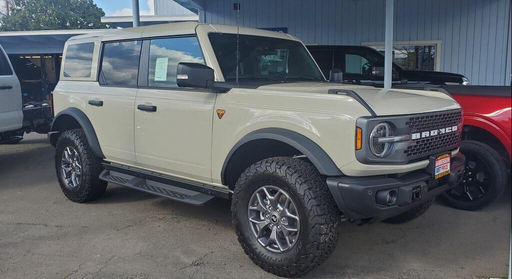 2025 FORD Bronco