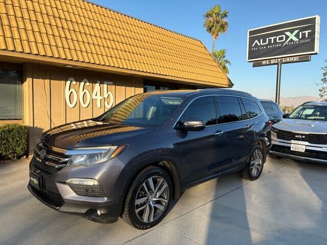 2017 HONDA Pilot