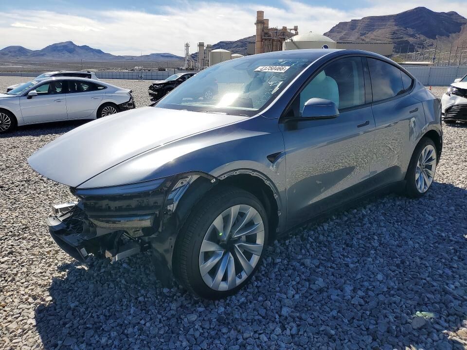 2026 TESLA Model Y