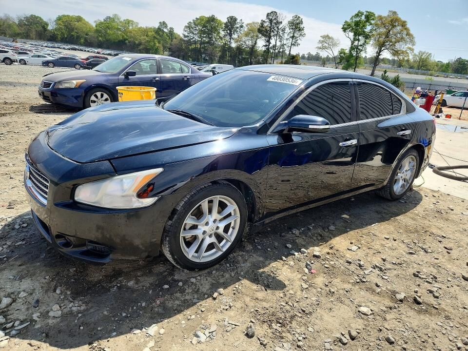 2011 NISSAN Maxima