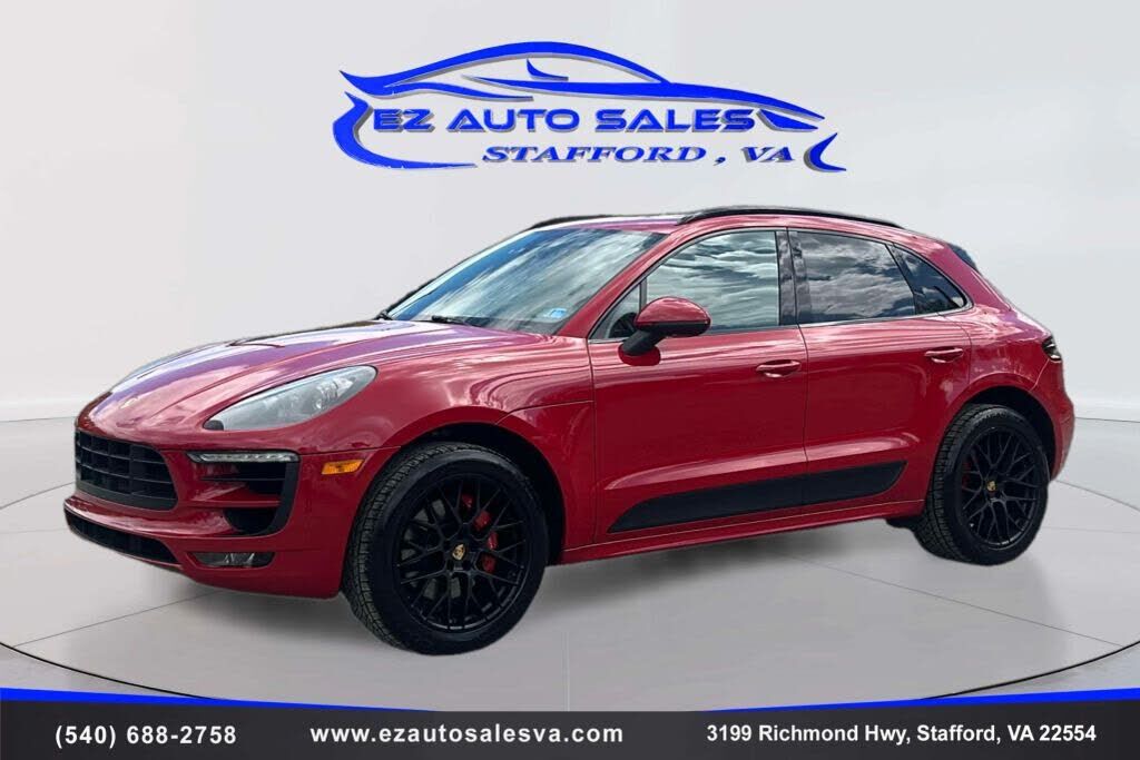 2017 PORSCHE Macan
