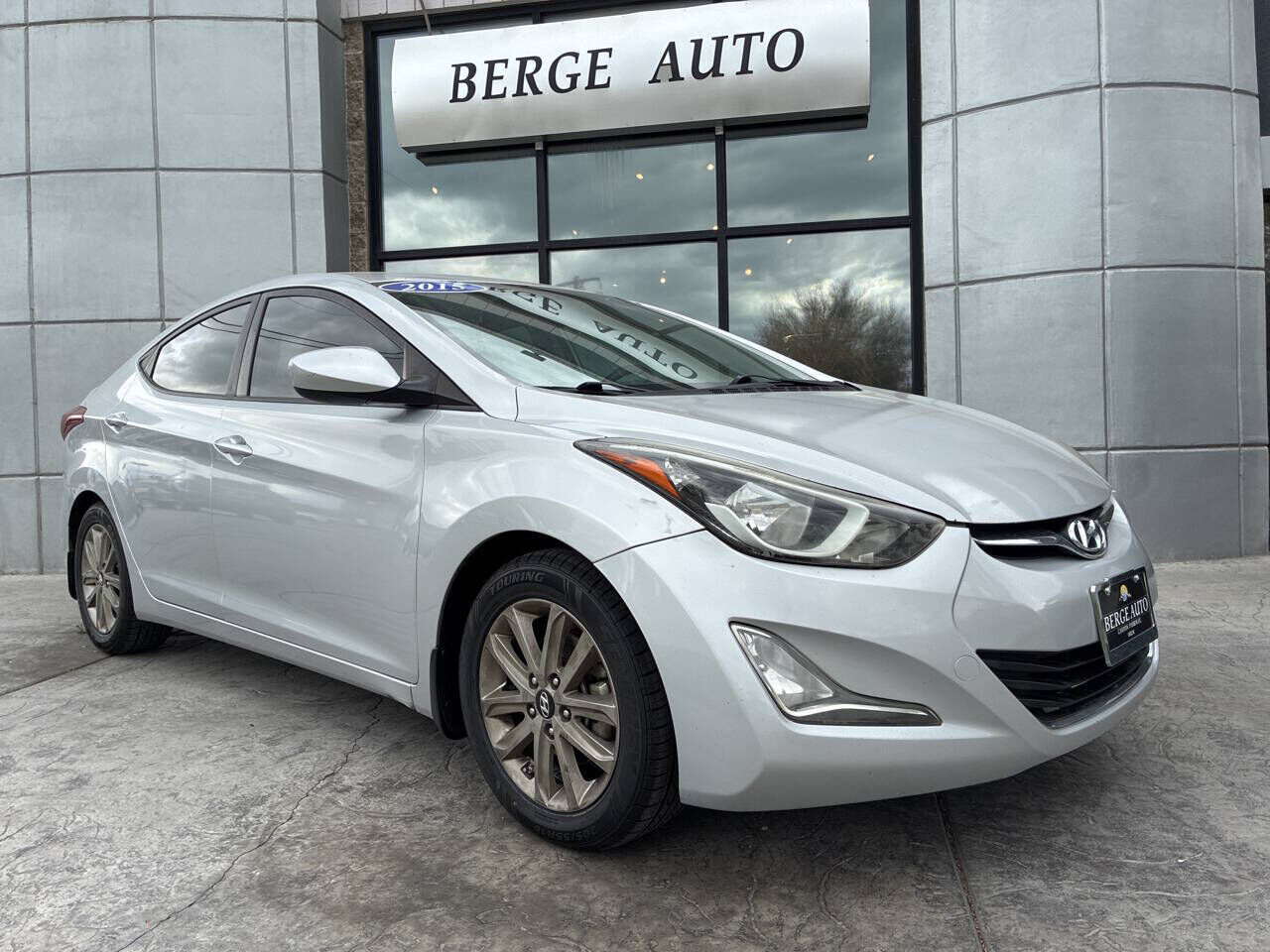 2015 HYUNDAI Elantra