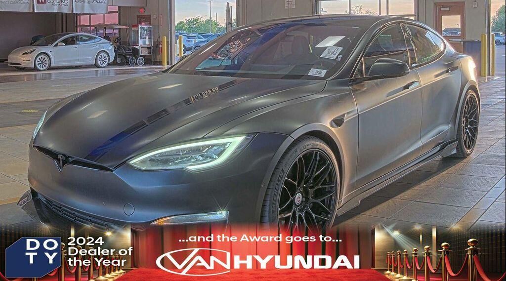 2021 TESLA Model S