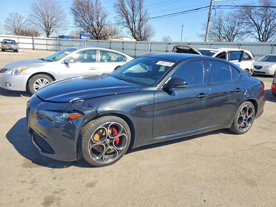 2022 ALFA ROMEO Giulia