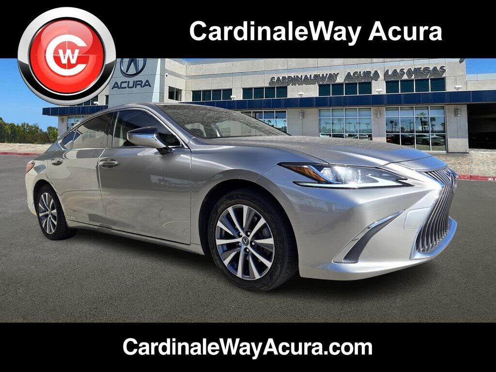 2019 LEXUS ES