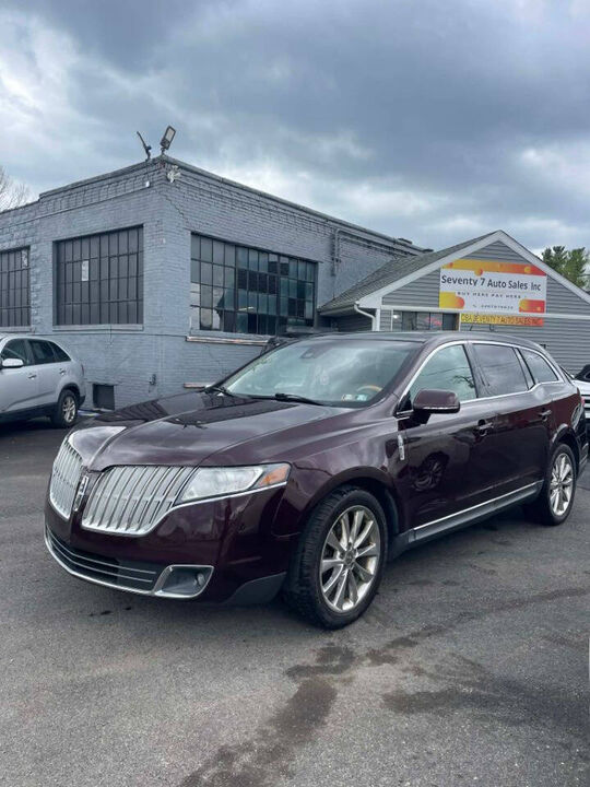 2011 LINCOLN MKT