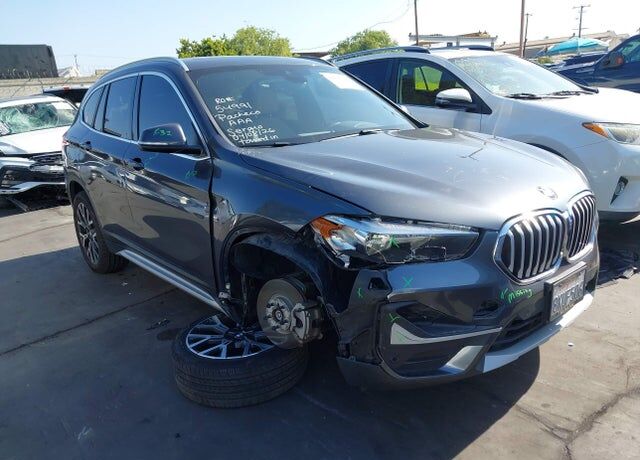 2022 BMW X1