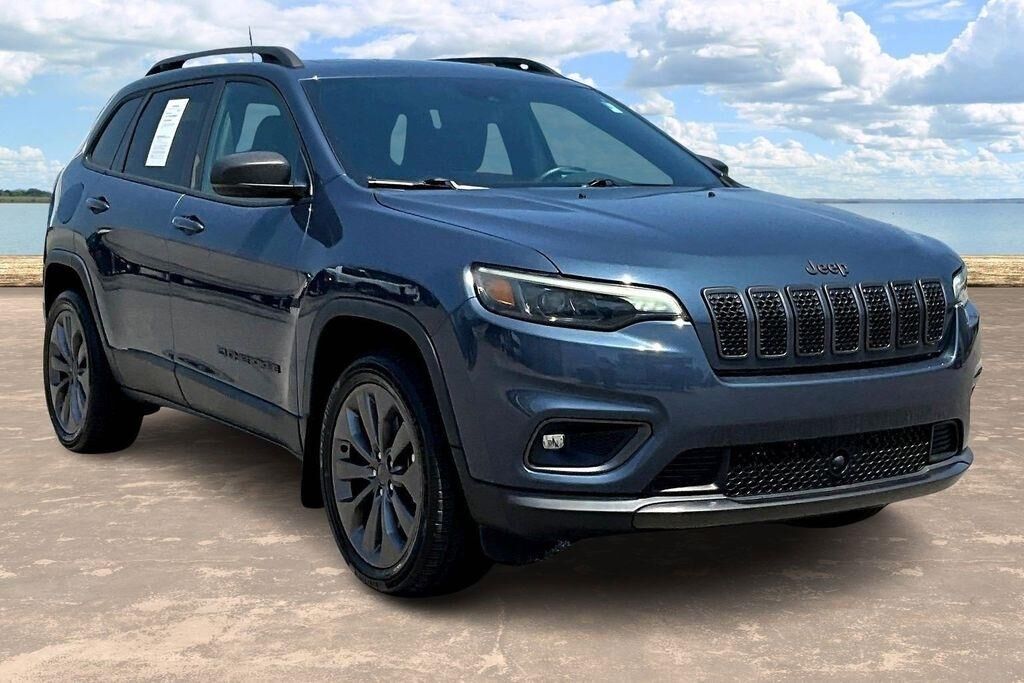2021 JEEP Cherokee