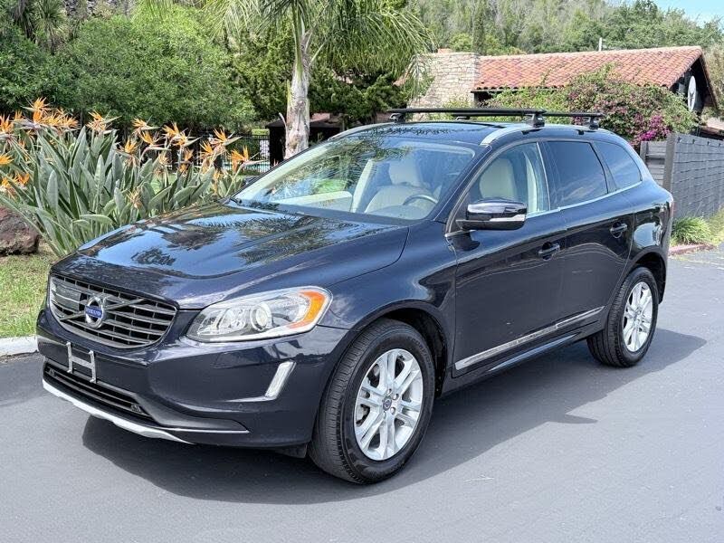 2016 VOLVO XC60